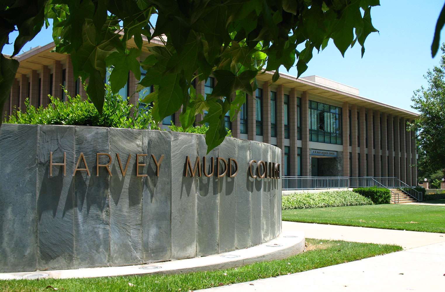 This is the entrance to Harvey Mudd College on Dartmouth Avenue.