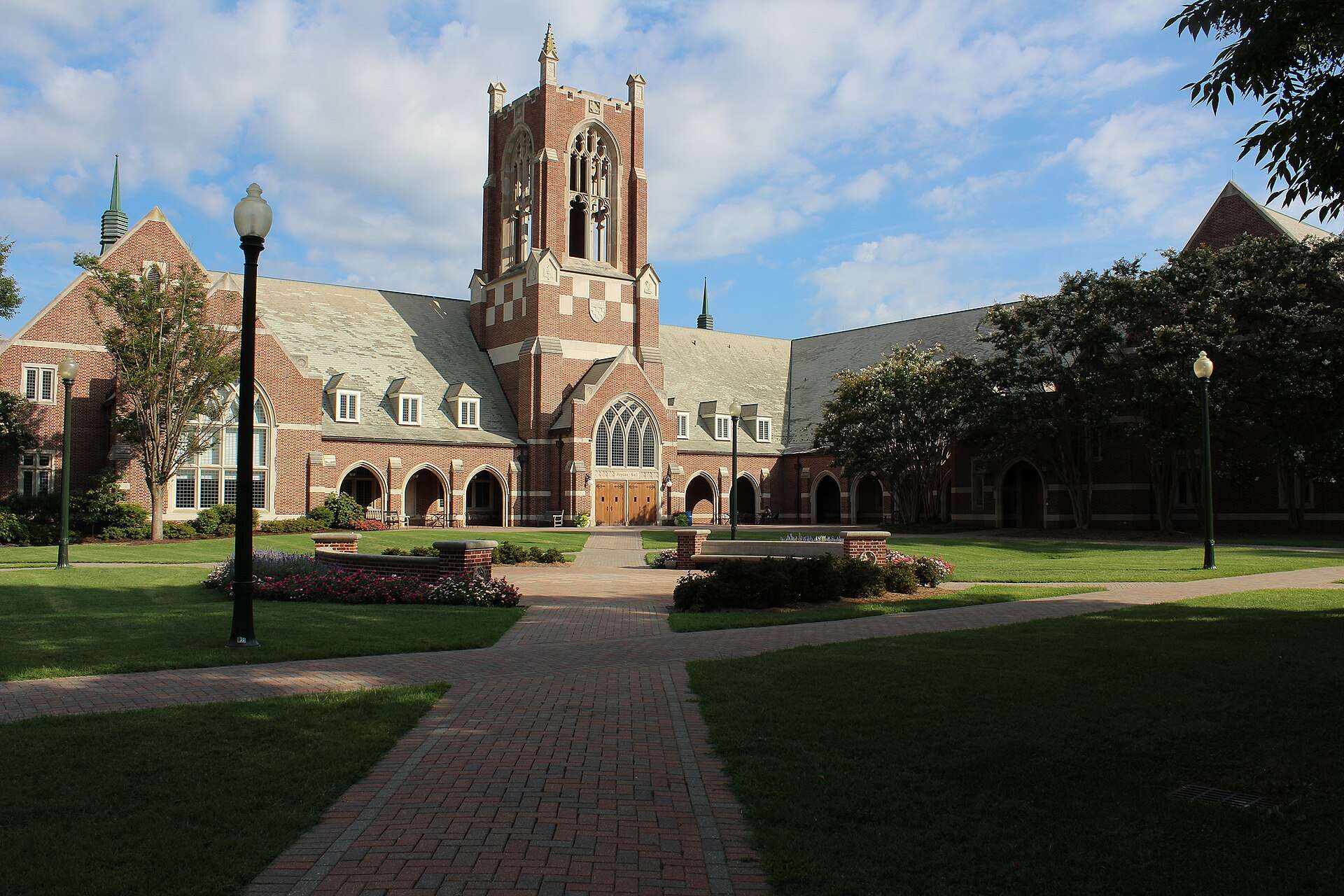 This is the Jepson School of Leadership at the University of Richmond.